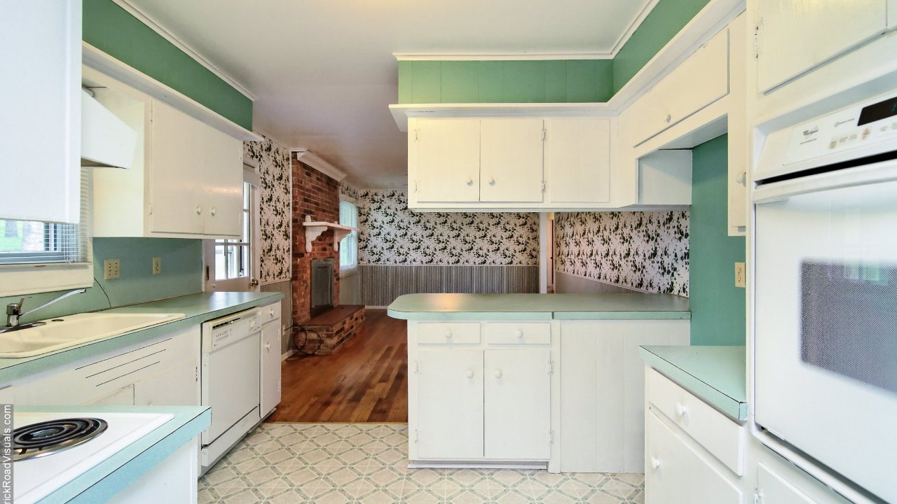 2211 Sheridan, Fayetteville, AR, 72703 Scene 4