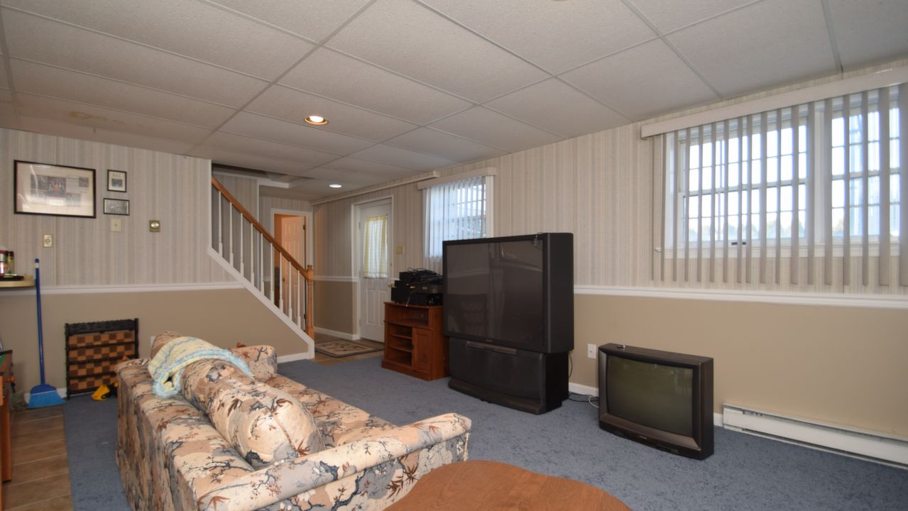 2905 Fede33ral Dr, Gilbertsville, PA, 19525 Scene 4