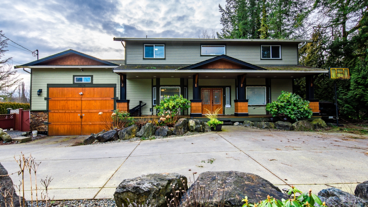 18574 88 ave, Surrey, BC, V4N 5T1 Scene 1