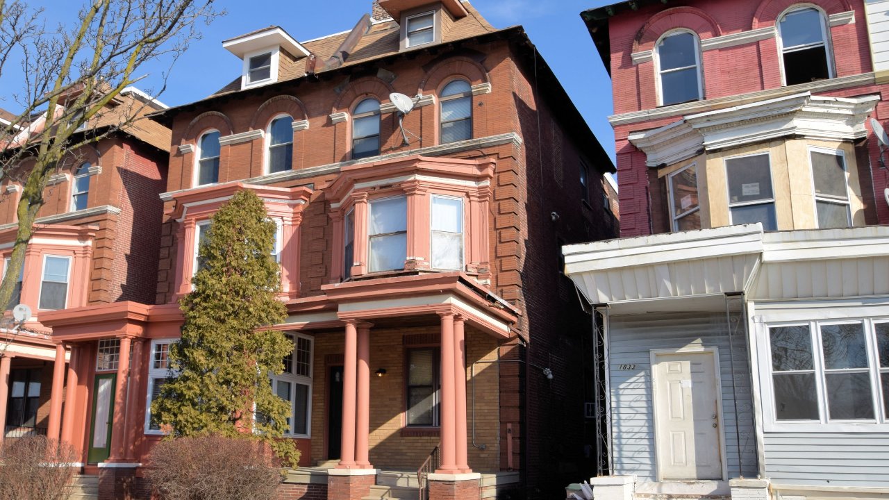 1835 N 33rd St, Philadelphia, PA, 19121 Scene 1