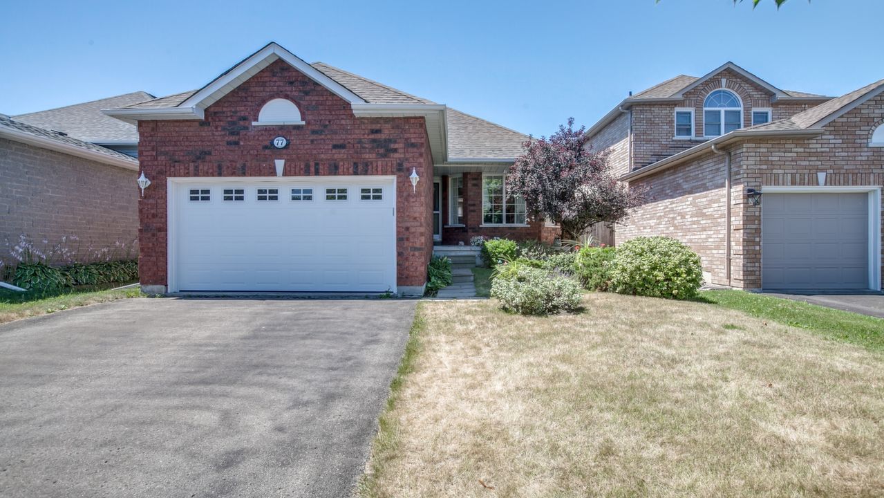 77 Bonathon Cres, Bowmanville, ON, L1C 5B9 Scene 3