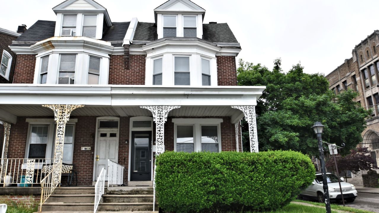 5936 Ridge Ave #3, Philadelphia, PA, 19128 Scene 1