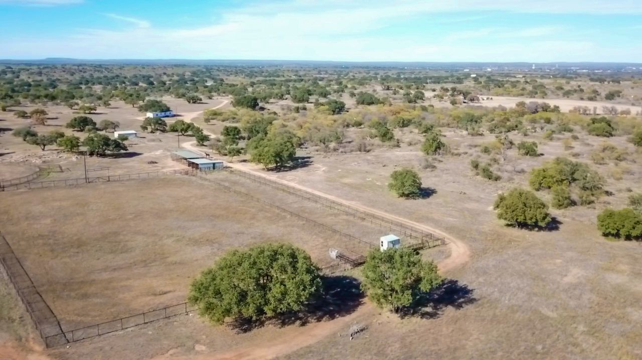 CR 313, Llano, TX, 78643 Scene 4