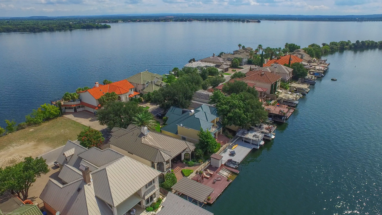 511 Lighthouse Drive, Horseshoe Bay, TX, 78657 Scene 3