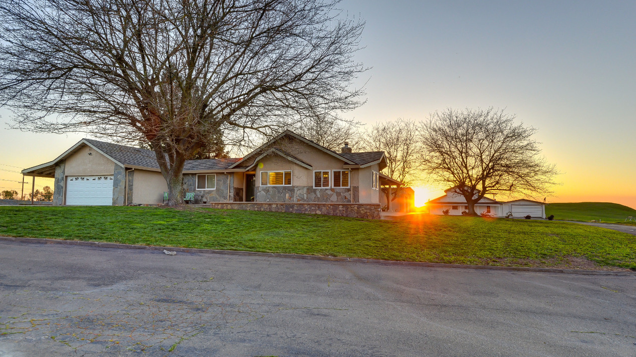 7100 Latrobe Road, Sloughhouse, CA, 95683 Scene 1