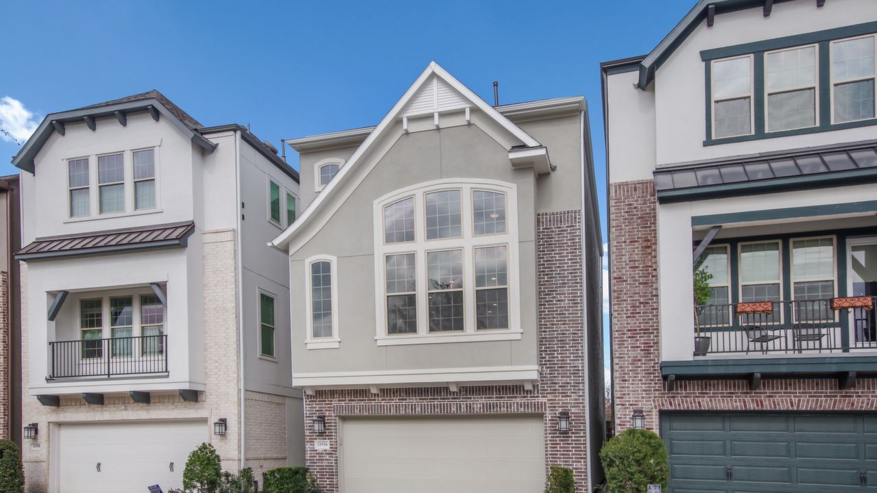 11936StirlingRowLn_002