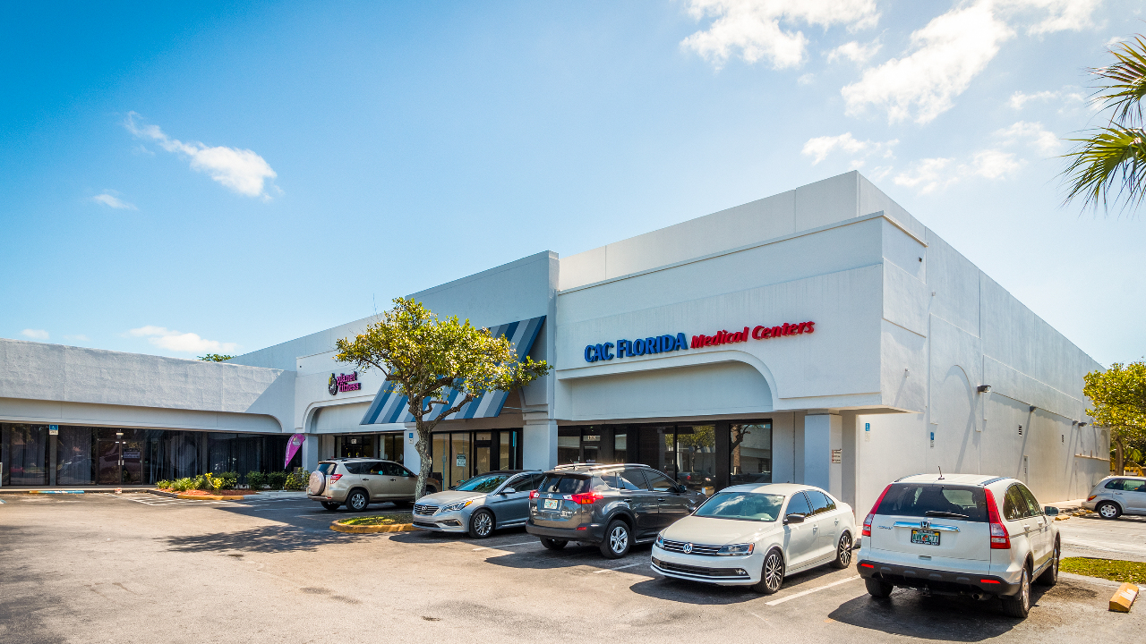 163rd Street Plaza-04