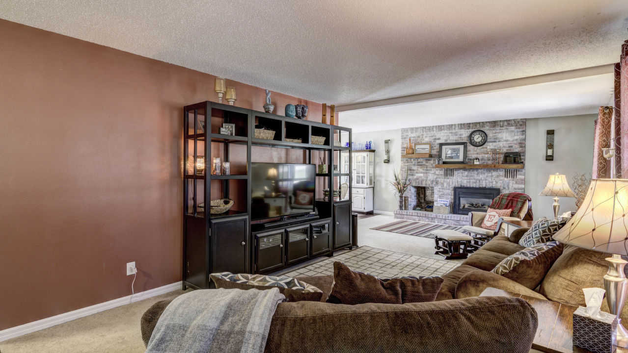 Call Andraya Albrecht @ (715) 456-0320