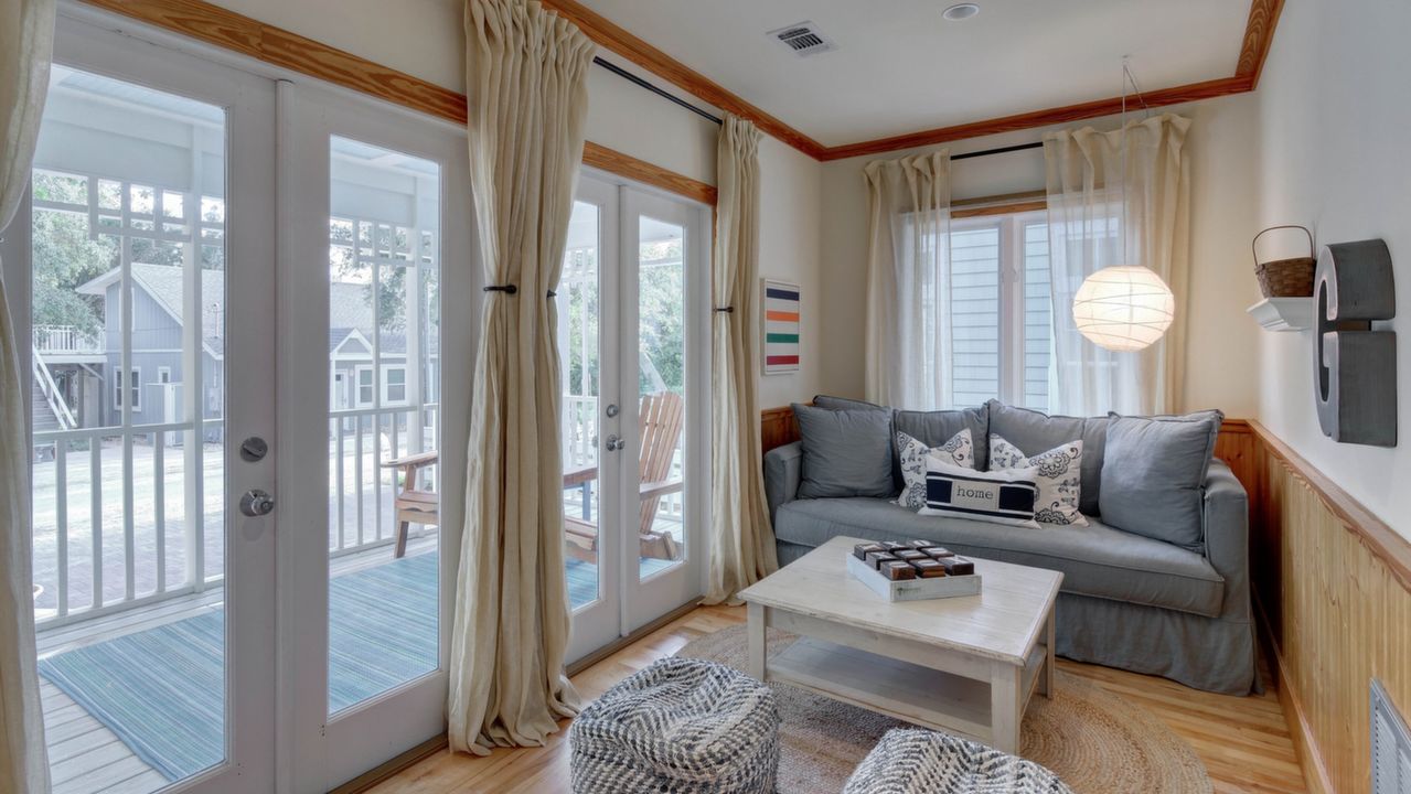 04_Sitting_Area_02_02