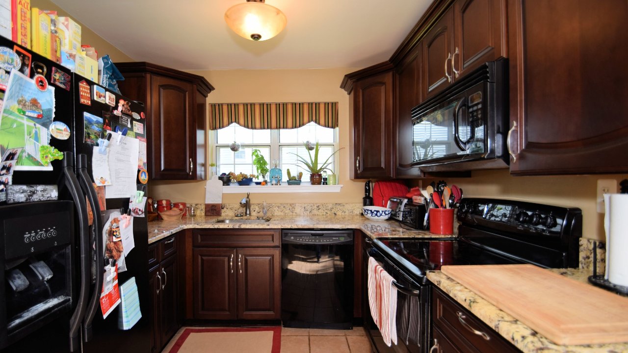 1800 Red Maple Grv, Ambler, PA, 19002 Scene 3