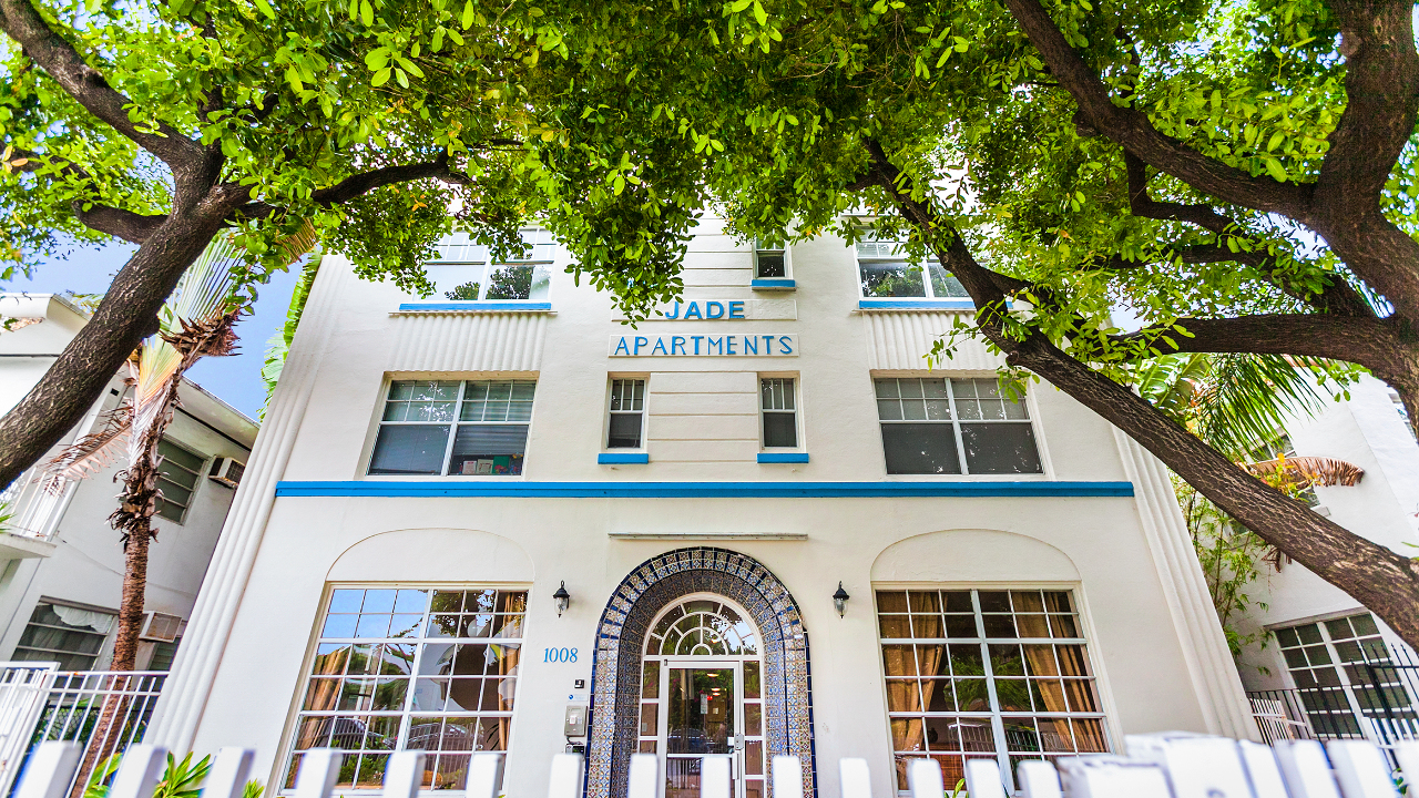Jade-Condominiums-#304-01