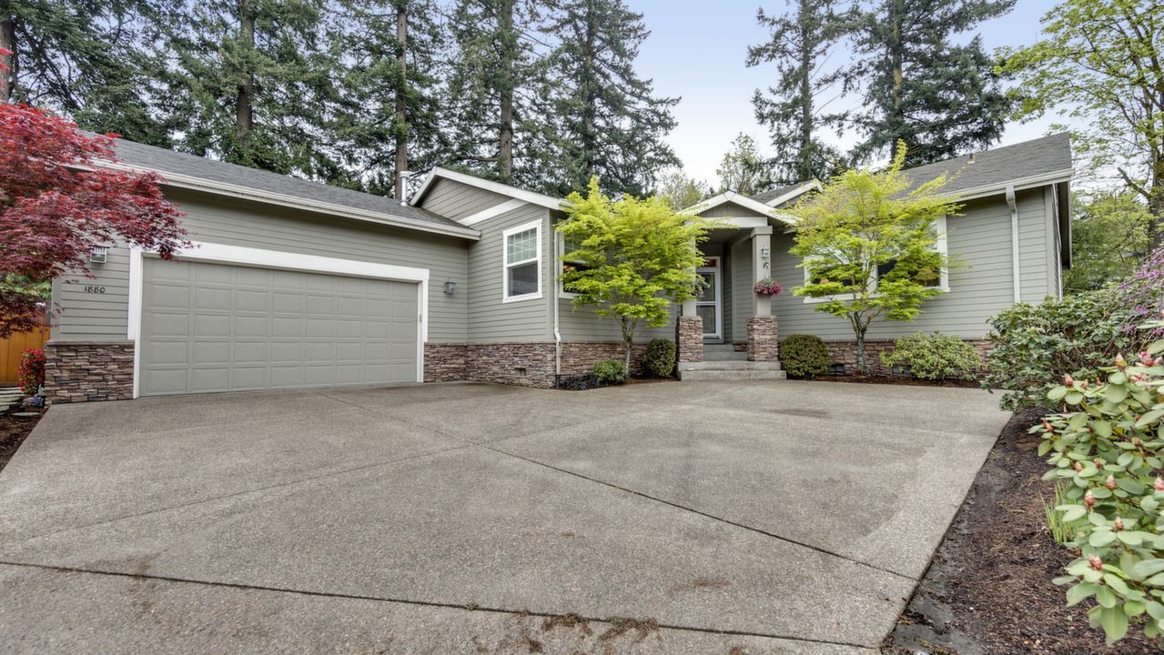 1880 NE 201st Ave, Fairview, OR, 97024 Scene 4