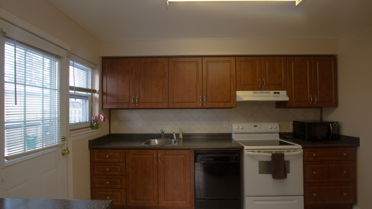 56 Sutherland Avenue, Brampton, ON, L6V 2H7 Scene 3