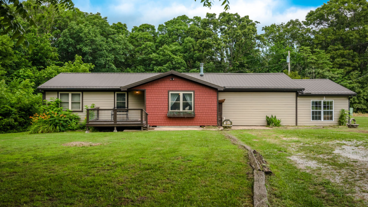 1112 Rocky Dell Rd, Gravette, AR, 72736 Scene 1