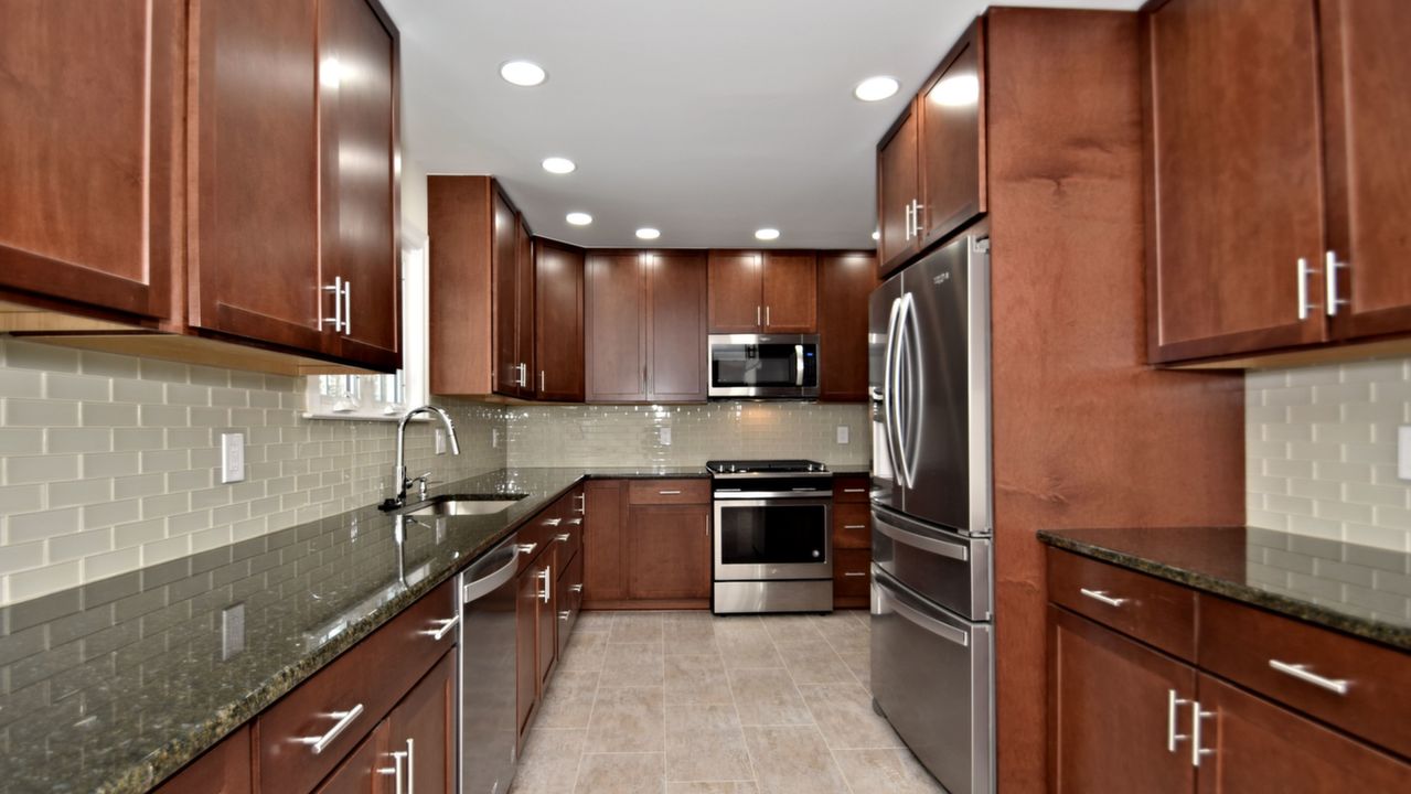 404 Sunset Road, Burlington, PA, 08016 Scene 3