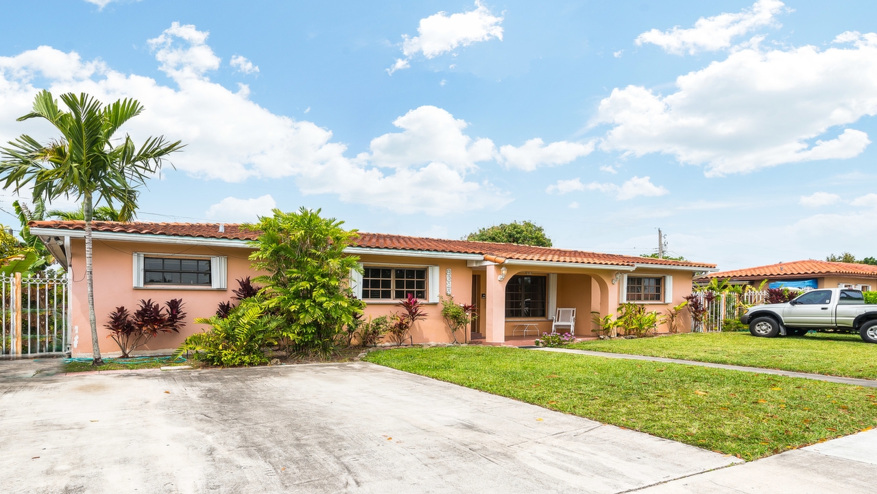625-SW-42nd-Ter-01
