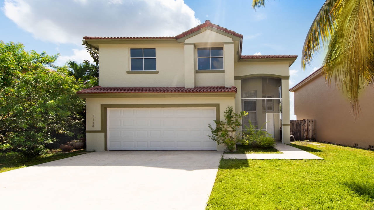 3114-W-Buena-Vista-Dr-01