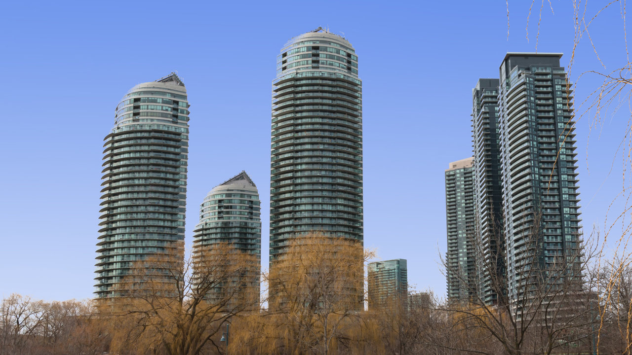 2230 Lakeshore Blvd., W
Unit 1406, Toronto, ON, M8V 0B2 Scene 2