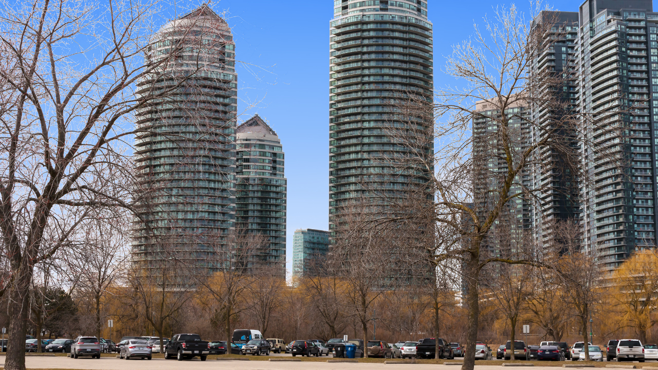 2230 Lakeshore Blvd., W
Unit 1406, Toronto, ON, M8V 0B2 Scene 3