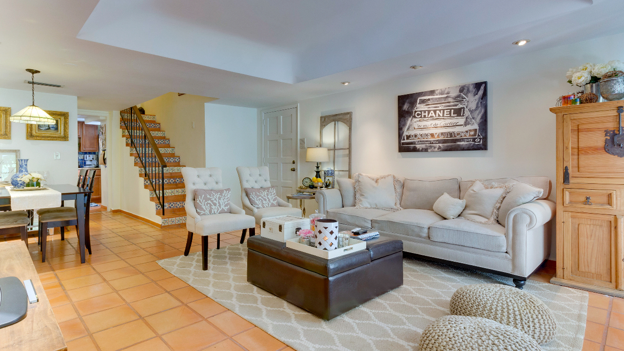 437-Santander-Ave-02