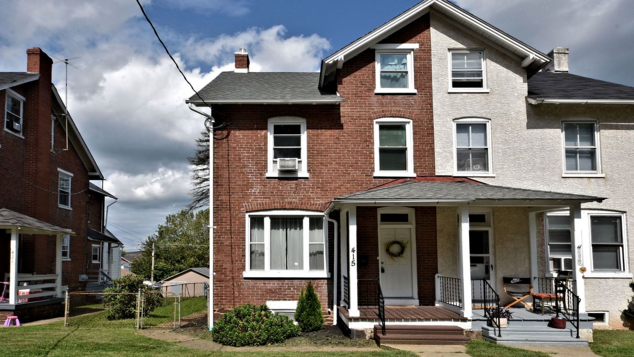 415 W 2nd St, Birdsboro, PA, 19508 Scene 1