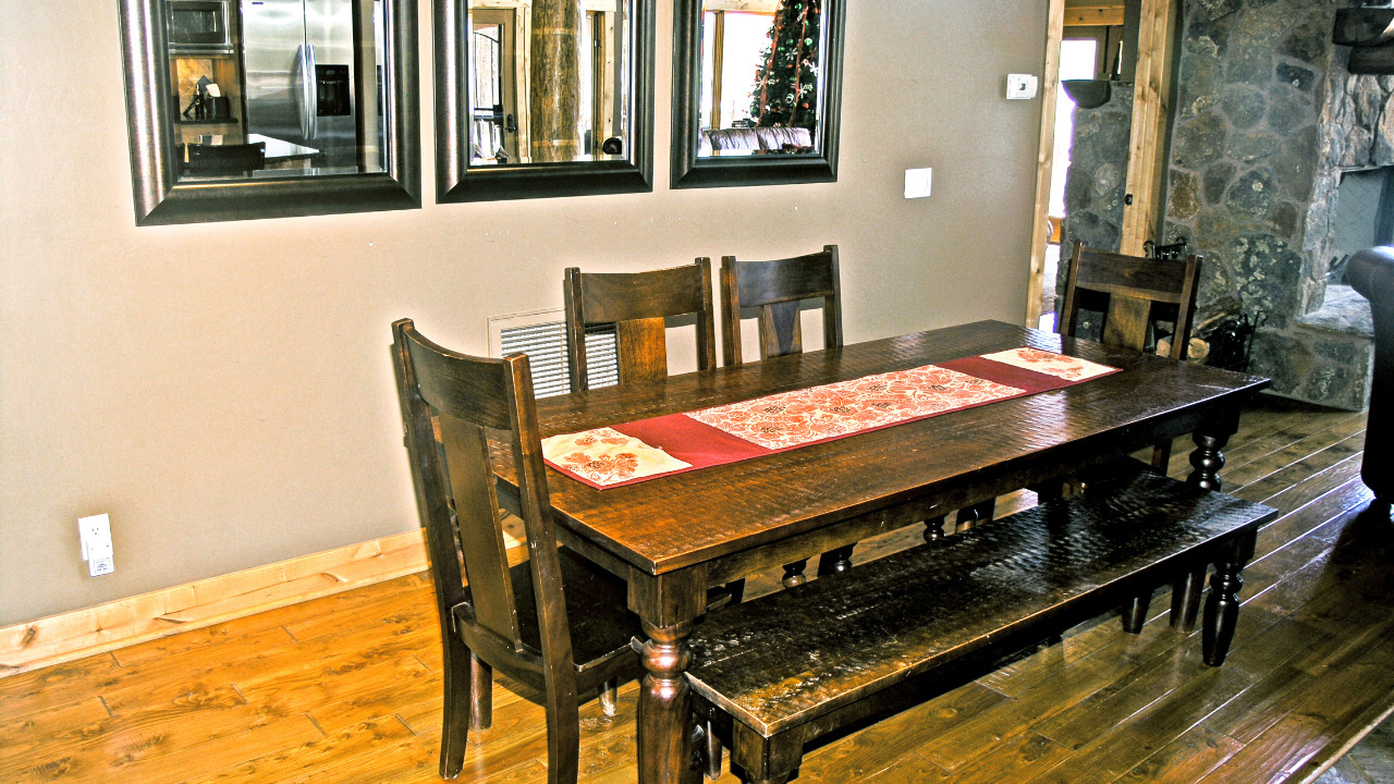 Dining Area 1