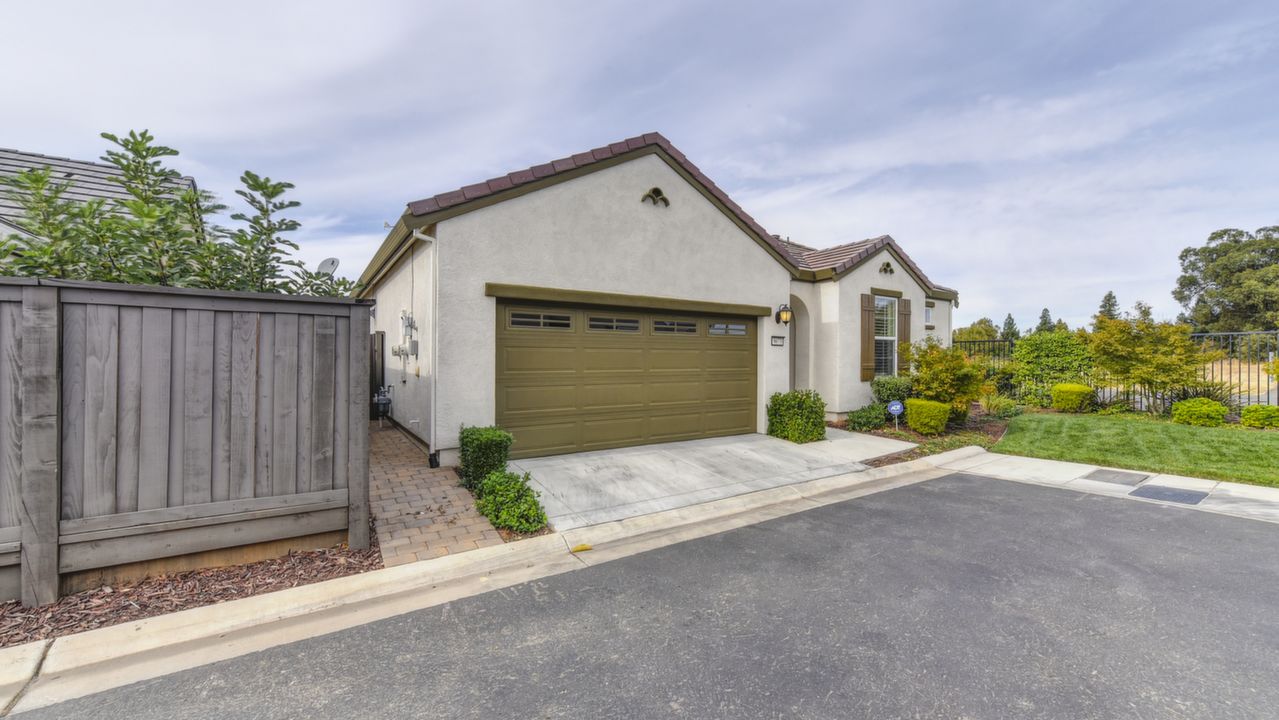 9673 Dartwell Way, Sacramento, CA, 95829 Scene 1