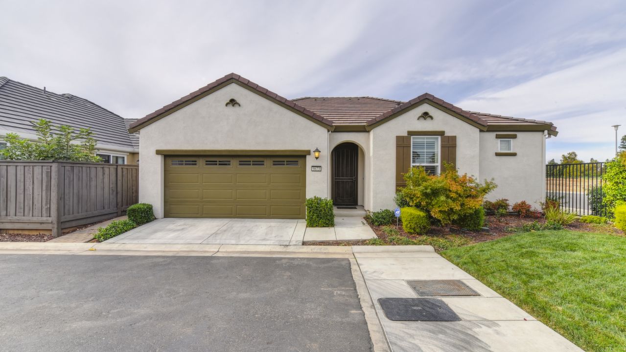 9673 Dartwell Way, Sacramento, CA, 95829 Scene 2