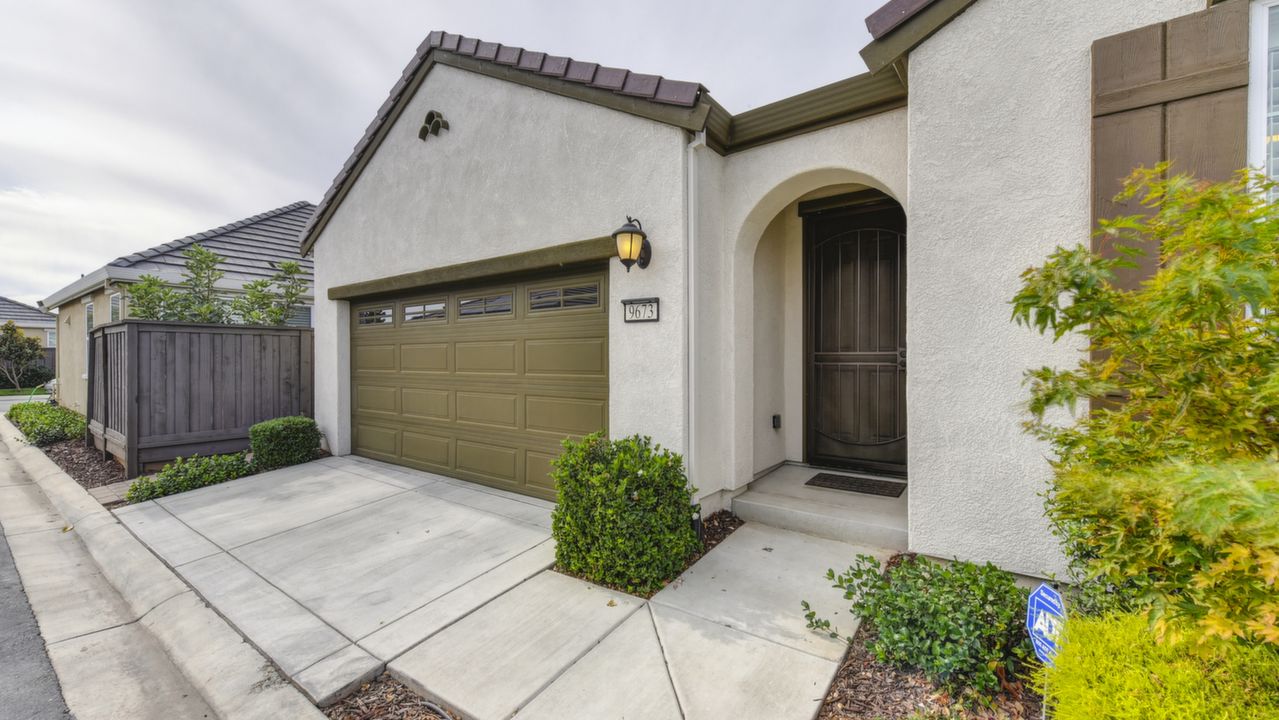 9673 Dartwell Way, Sacramento, CA, 95829 Scene 4