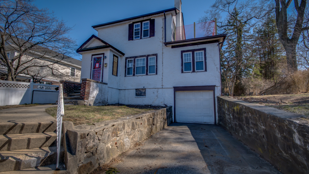 171 Pershing Ave, New Rochelle, NY, 10801 Scene 1