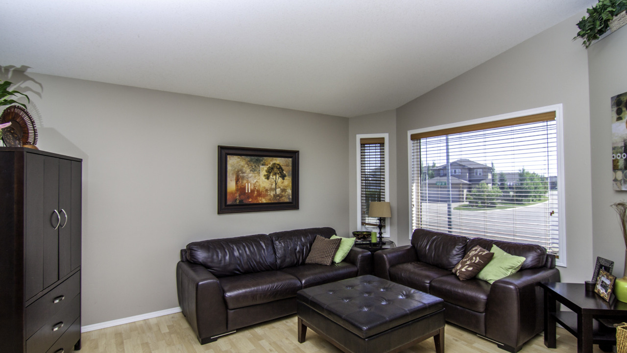 1203 Wright Cres