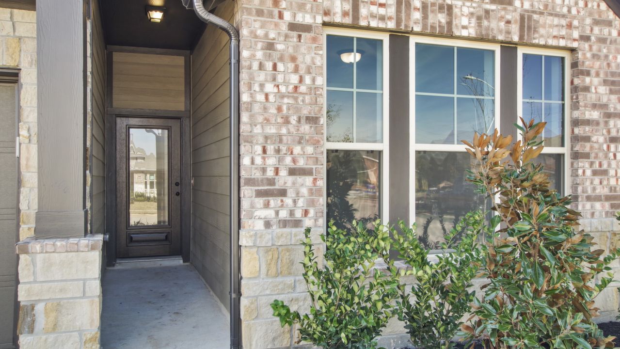 30839LakeSpurManorDr_003