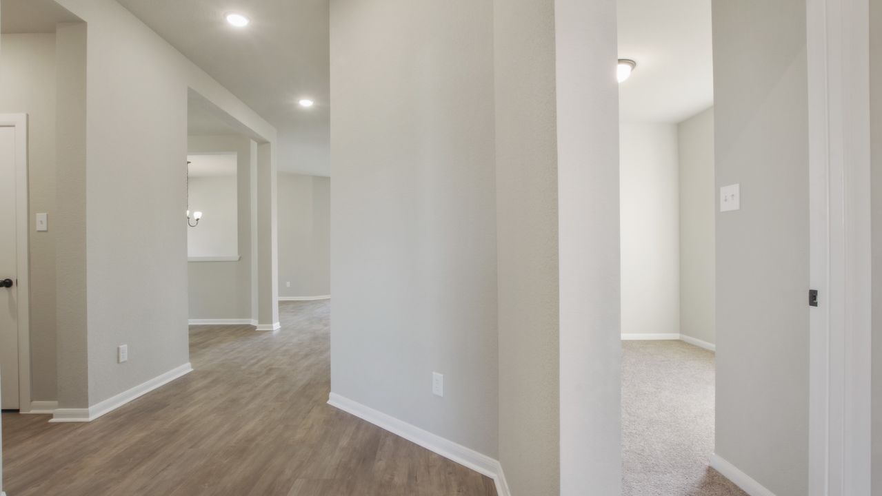 30839LakeSpurManorDr_004