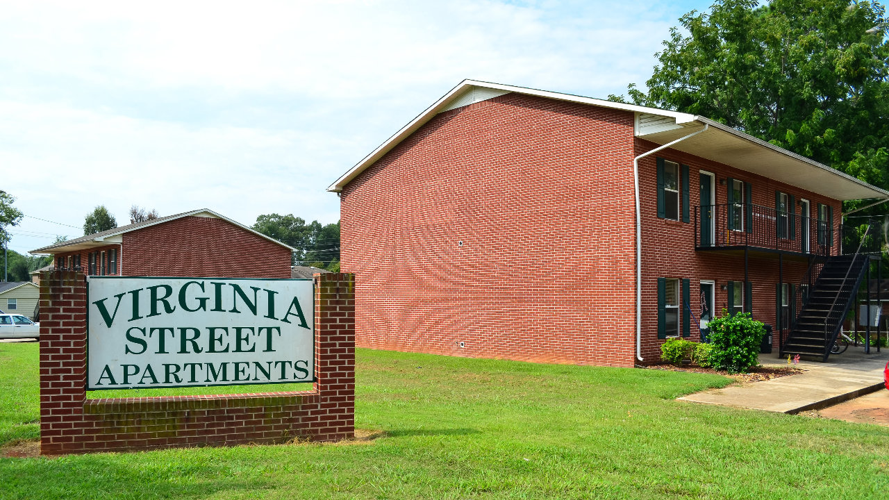 Virginia St Apartments