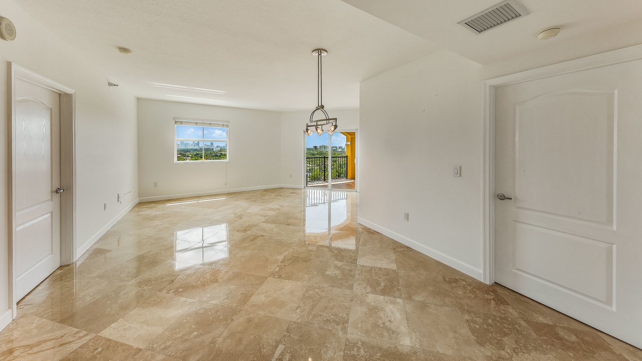 Gables-View-#907-01