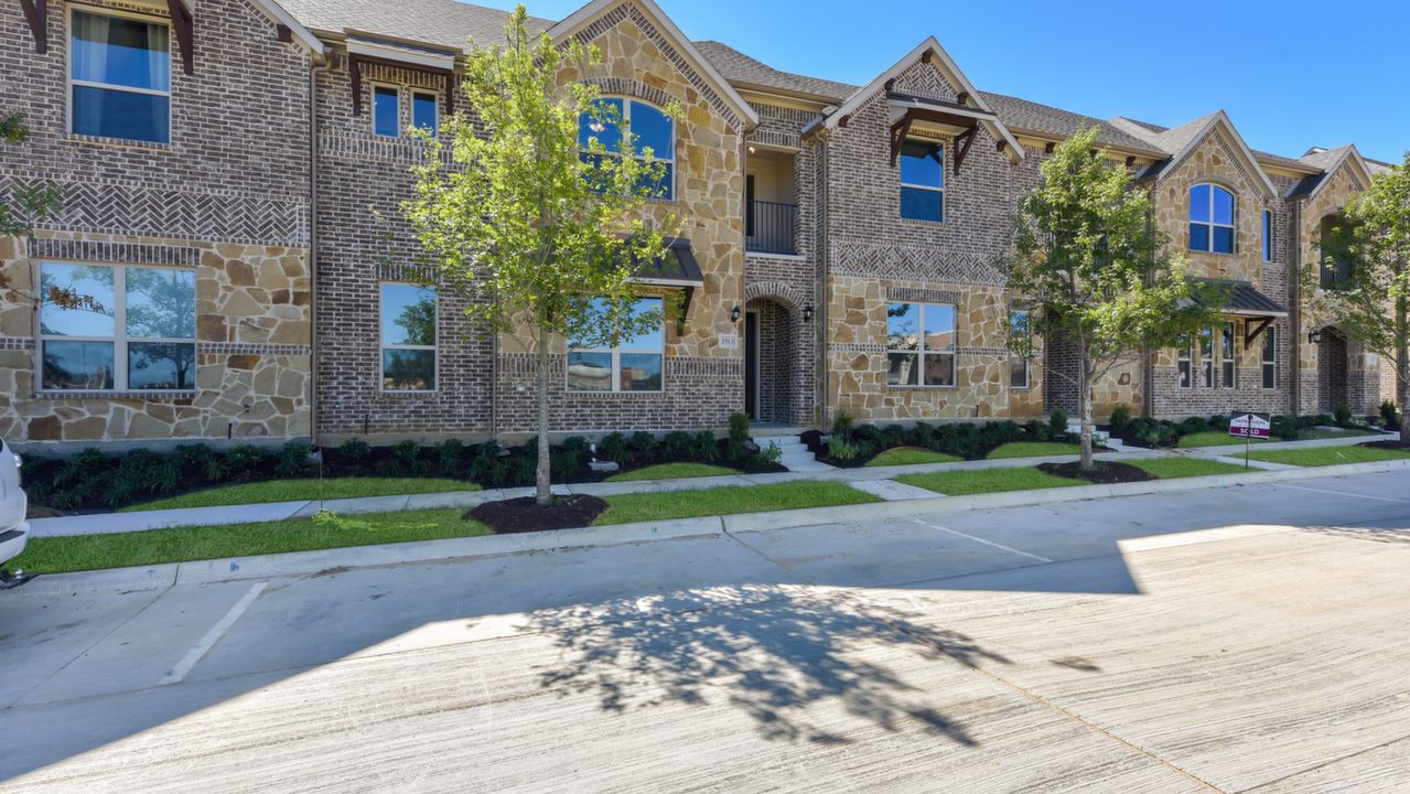 2513GramercyPlace_002