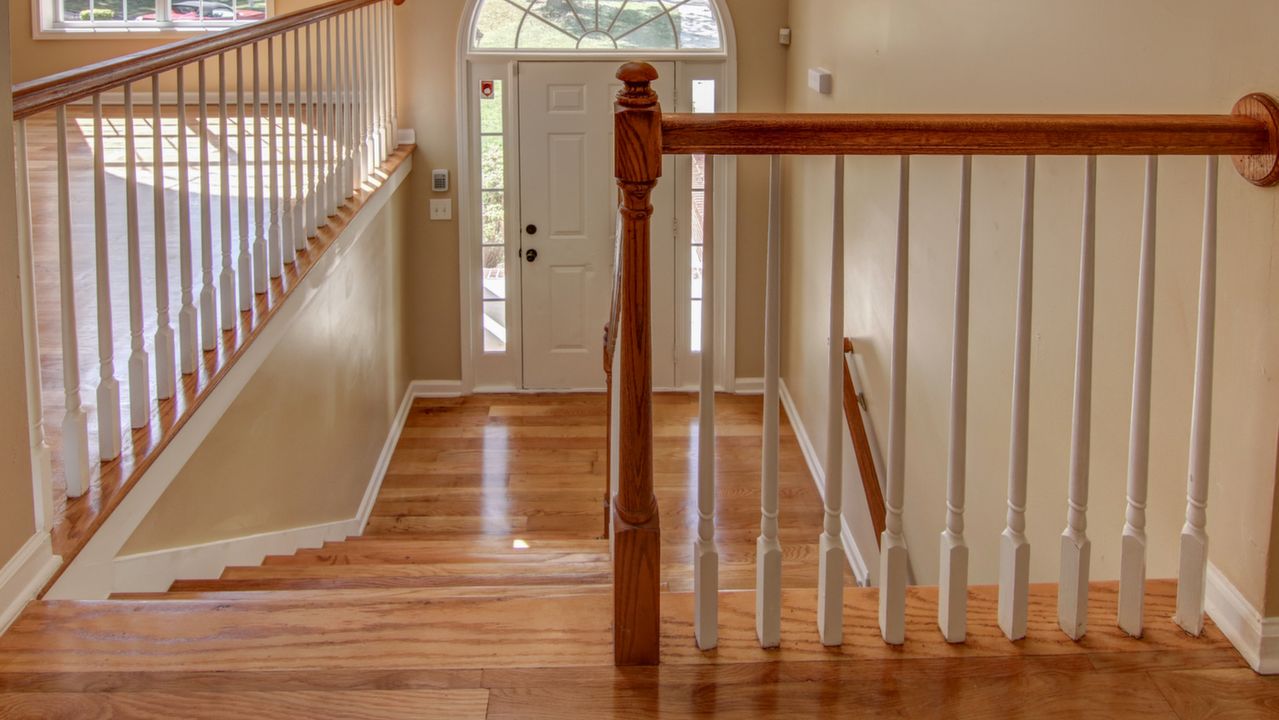 Split Level Foyer