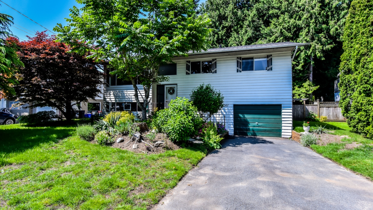 9061 119A St, Delta, BC, V4C 6N9 Scene 1