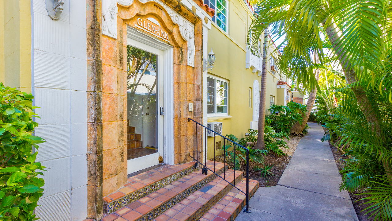 844-Jefferson-Ave-#2-01