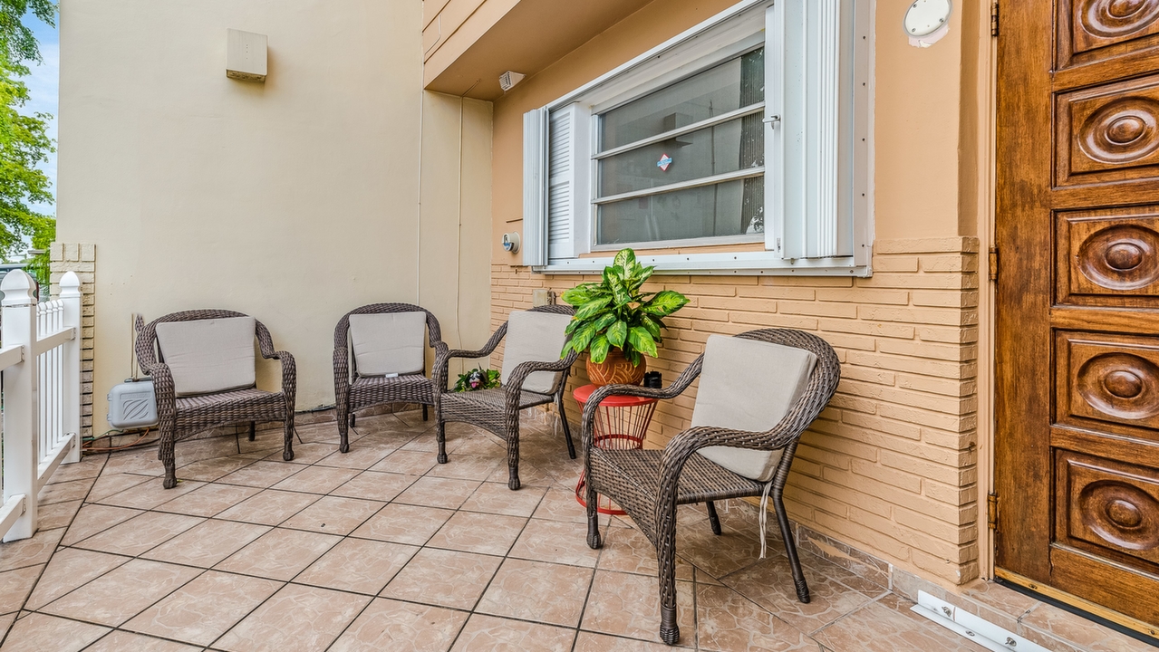 1734-W-75th-St-04