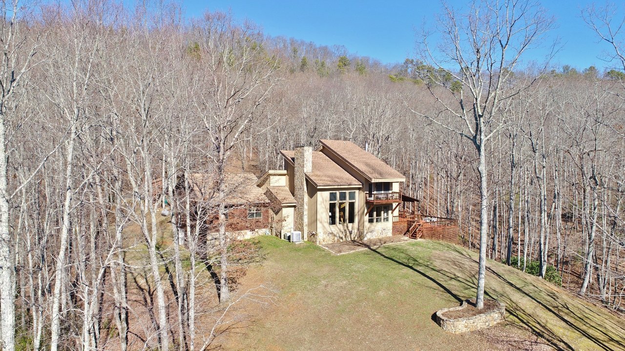 1386 Chastain Road, Scaly Mountain, NC, 28775 Scene 1