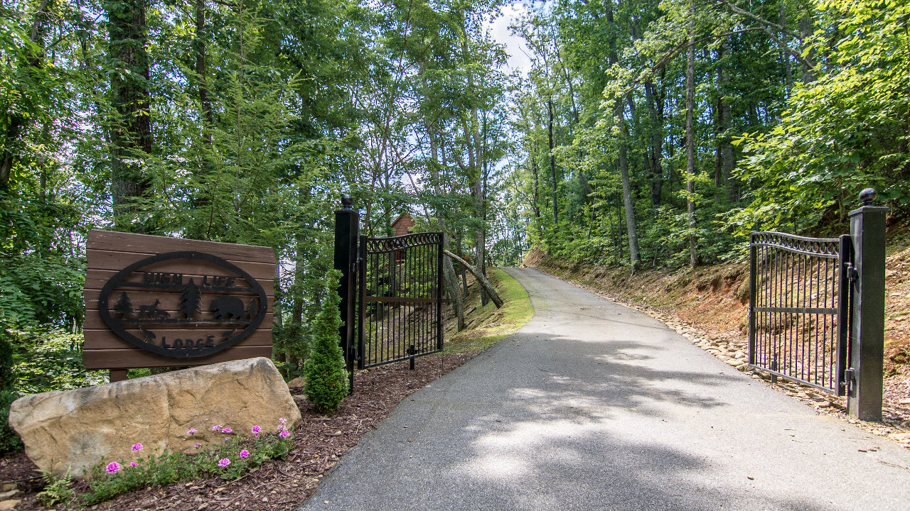 210 Kennebec Drive, Mineral Bluff, GA, 30513 Scene 2