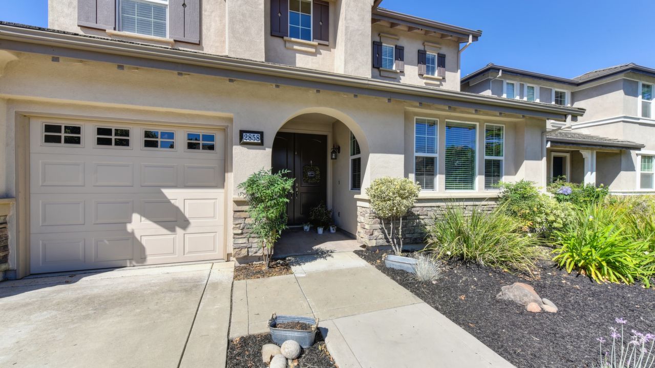 2858 Eastcliff Way, Lincoln, CA, 95648 Scene 4