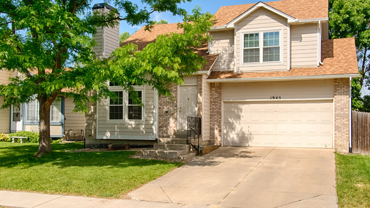 Front Exterior View 1