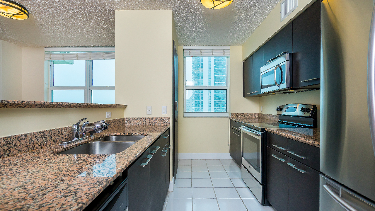 The-Mark-On-Brickell-#1111-04