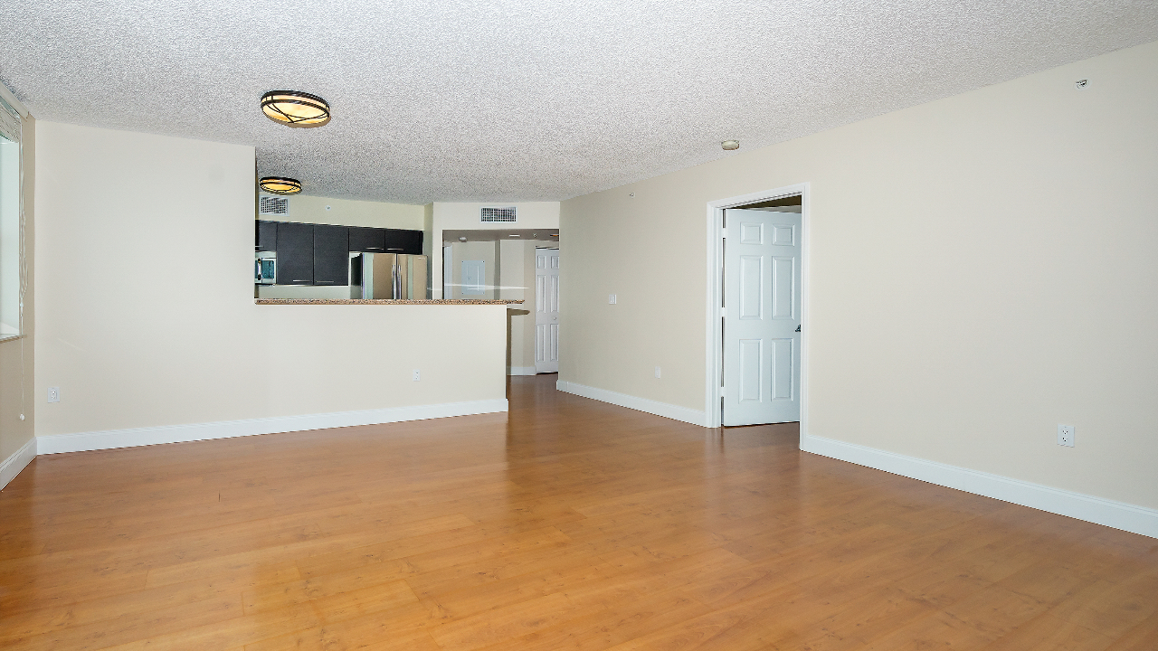 The-Mark-On-Brickell-#1111-03