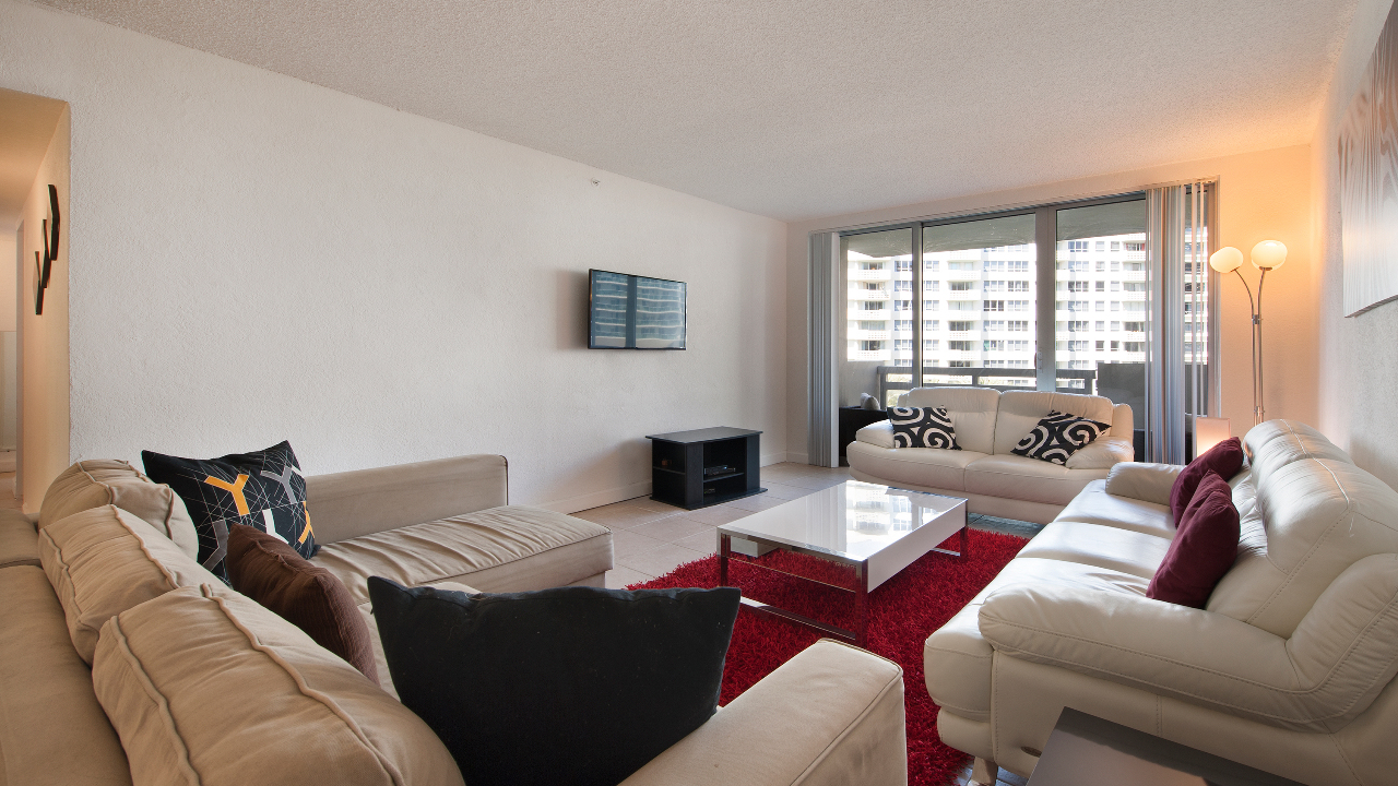 04-LivingLiving Room