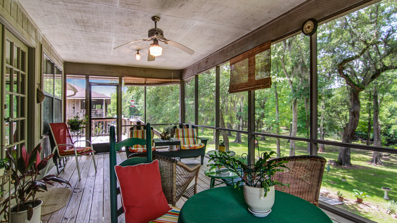 Screened Porch