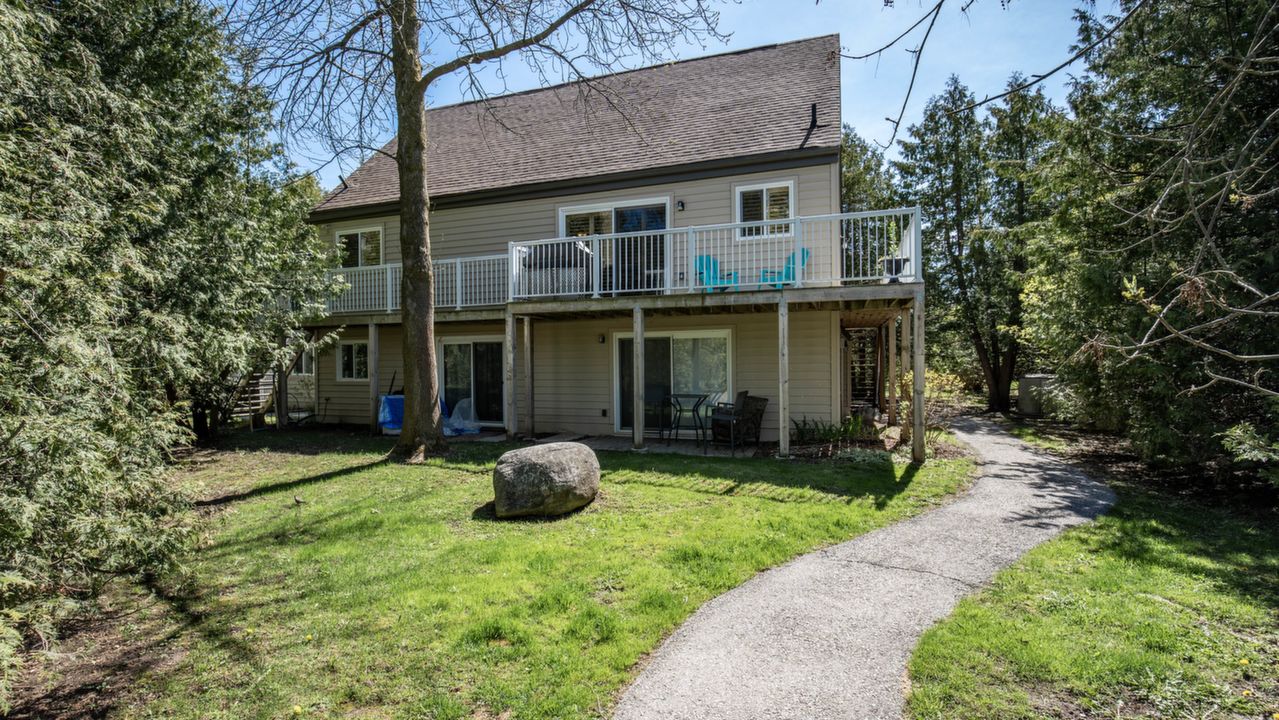 5 Dawson Drive #316, Collingwood, ON, L9Y 1A2L9Y 5B4 Scene 1