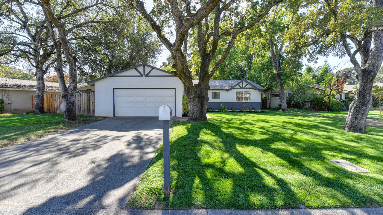 6610 Northbrook Way, Fair Oaks, CA, 95628 Scene 3